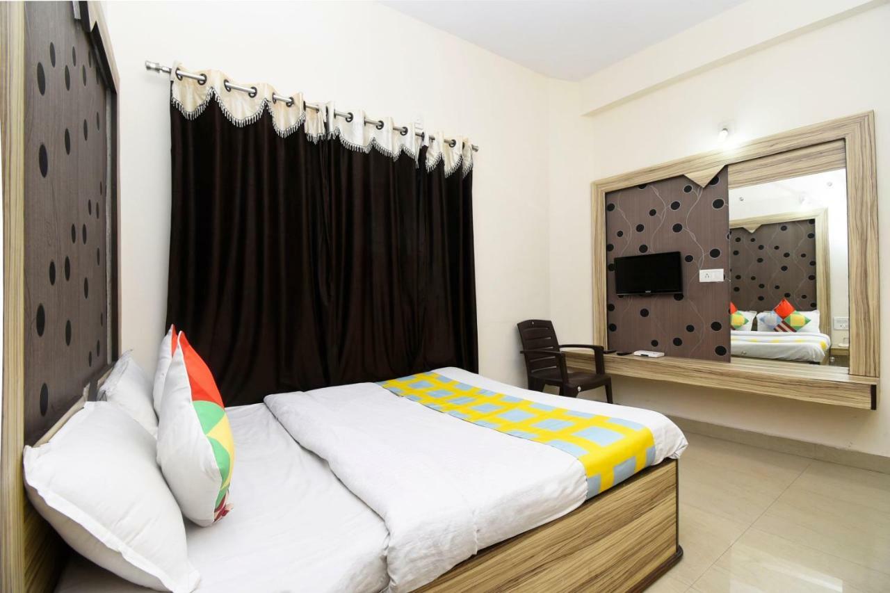 Elegant 1Br Stay In Mount Abu Central Экстерьер фото